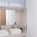 펜션 Royal 2 Podstrana 스플리트