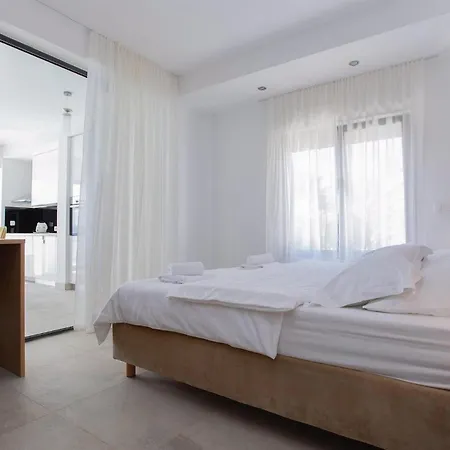 Royal 2 Podstrana Ferienhaus