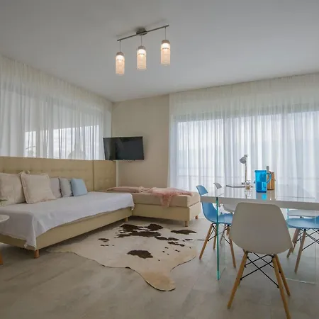 Royal 2 Podstrana بيت للعطل سبليت