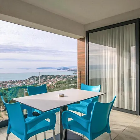 بيت للعطل Royal 2 Podstrana سبليت